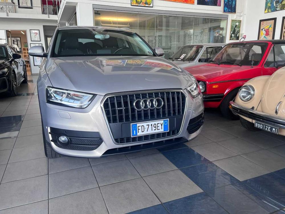 Audi Q3 2.0 TDI 177 CV quattro S tronic Business Plus